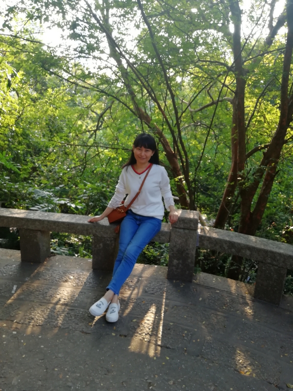 夏陌的第一张照片--广东交友中心