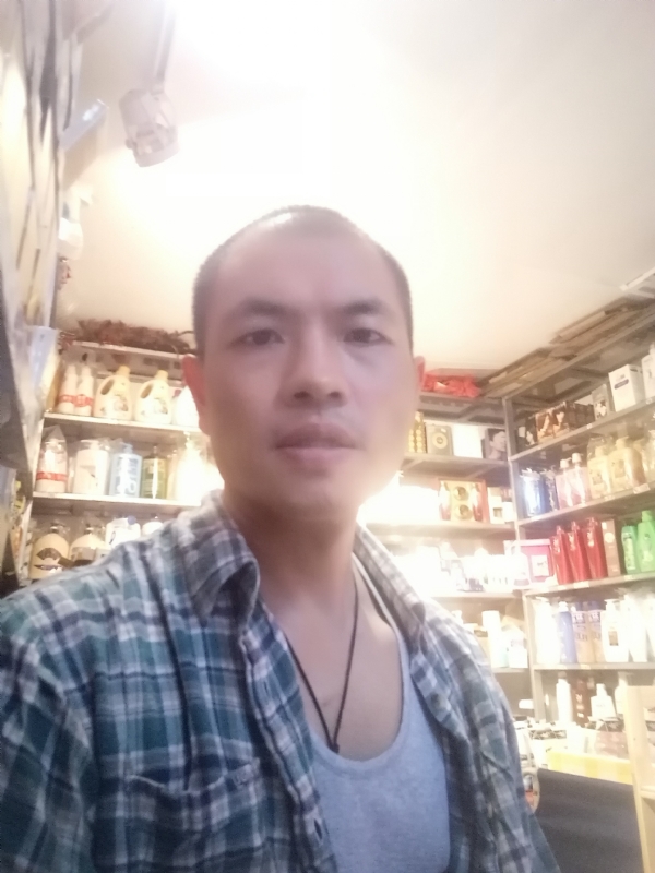 H21的第一张照片--广东交友中心