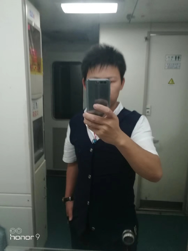 阳光下de幸福的第一张照片--广东交友中心