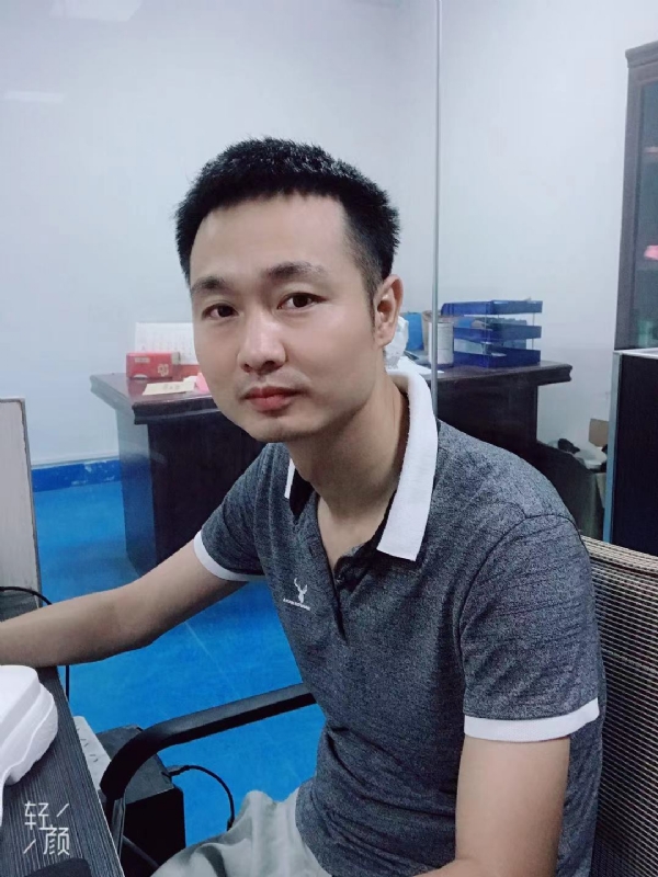 不忘初心的第一张照片--广东交友中心