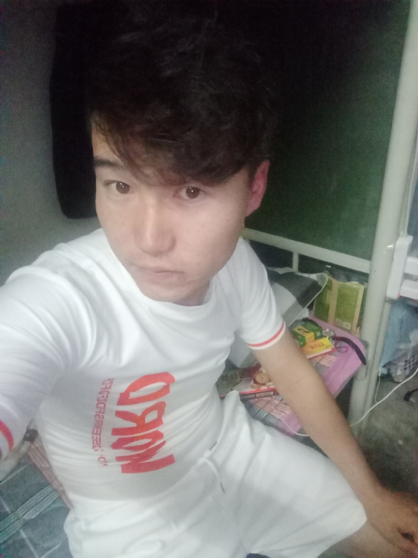 再回首的第一张照片--广东交友中心