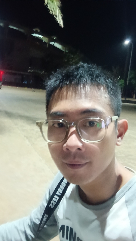 龙龙的第一张照片--广东交友中心