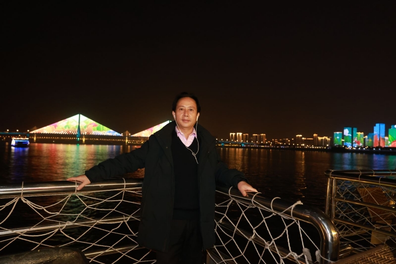 青春有你的第一张照片--广东交友中心