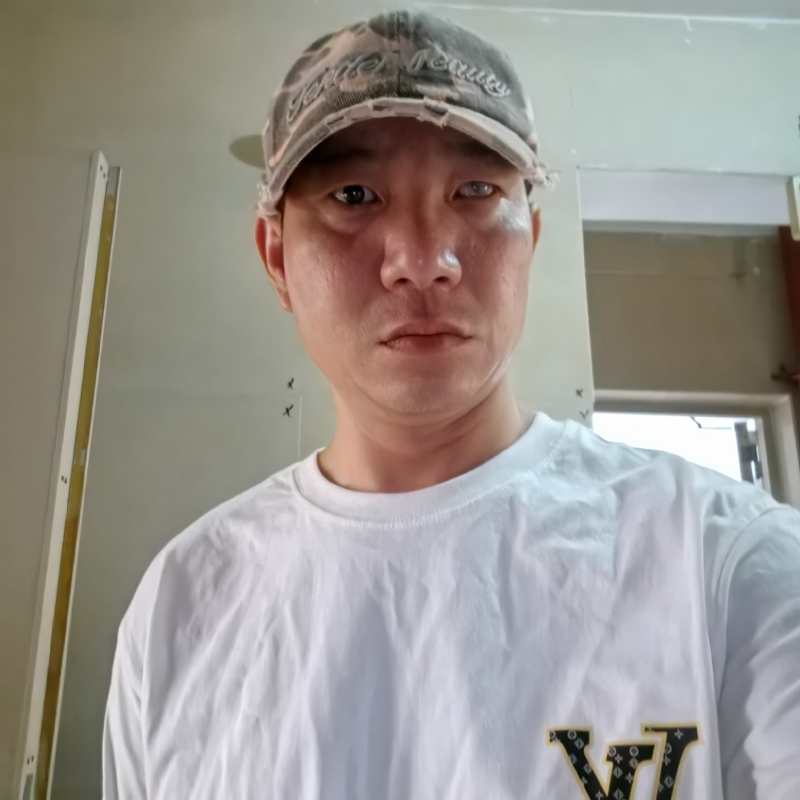 小心做人的第一张照片--广东交友中心