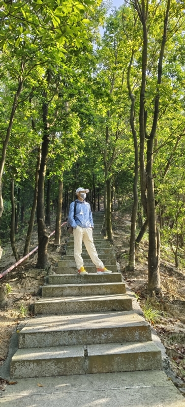 书衣的第三张照片--广东交友中心